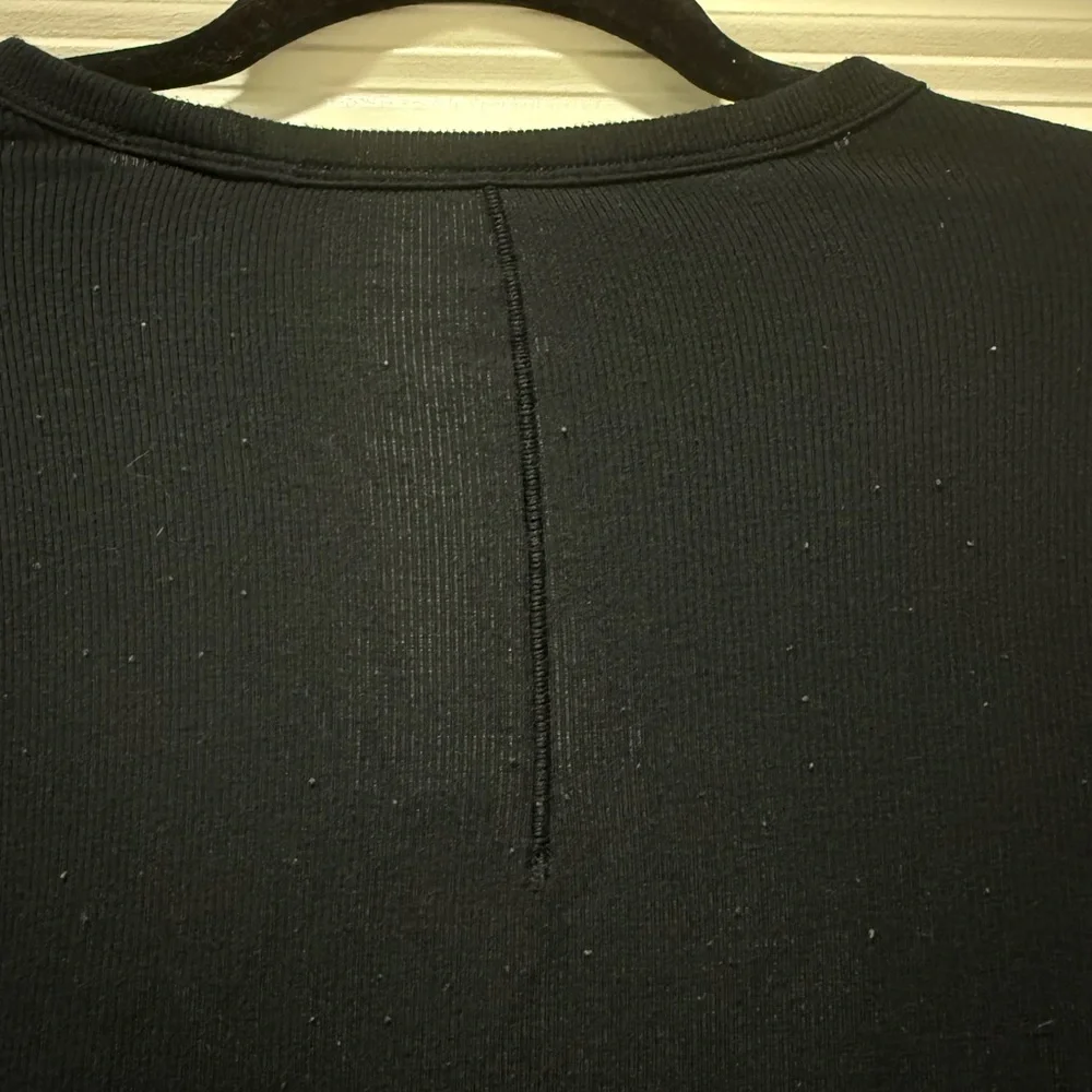 Lululemon Athletica Black Long Sleeve Top